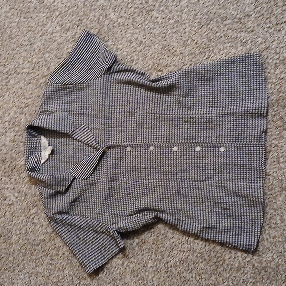 Women's size medium top bundle - Picture 6 of 11